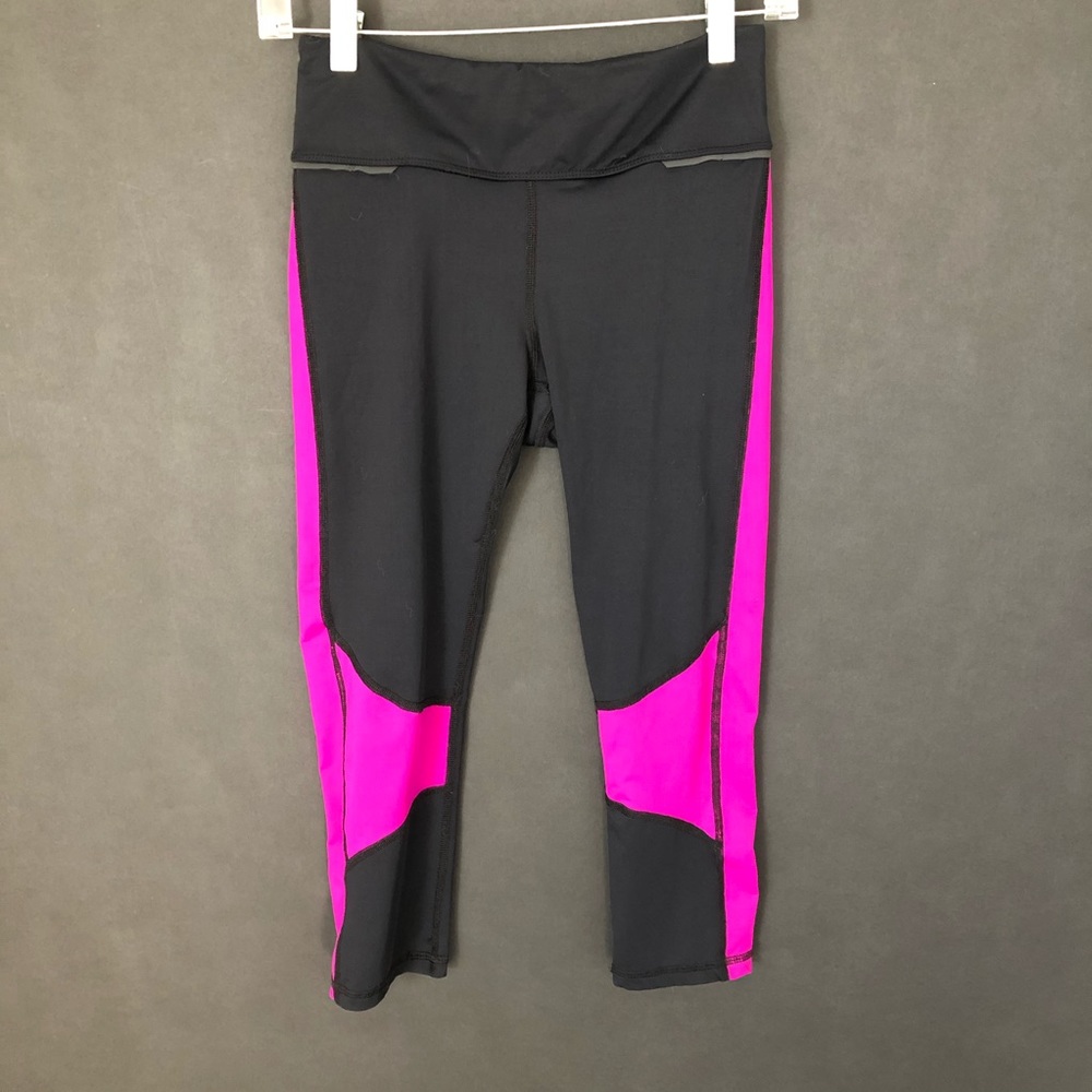 Alala crop yoga pant pink and black Sz small